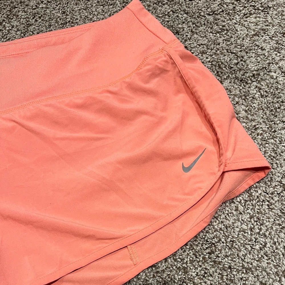Light coral Nike running shorts - Picture 2 of 5